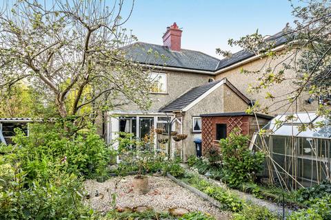 Rose Croft Cottage Chelsham Common, Warlingham, CR6 9PB
