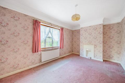Rose Croft Cottage Chelsham Common, Warlingham, CR6 9PB