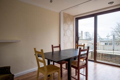 103 Cornhill Gardens, Aberdeen, AB16 5NE
