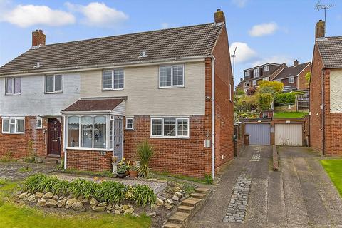 29 Hazel Grove, Chatham, ME5 0ED
