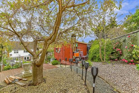 29 Hazel Grove, Chatham, ME5 0ED