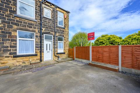 2 bedroom terraced house for sale, Hembrigg Terrace, Morley, LS27