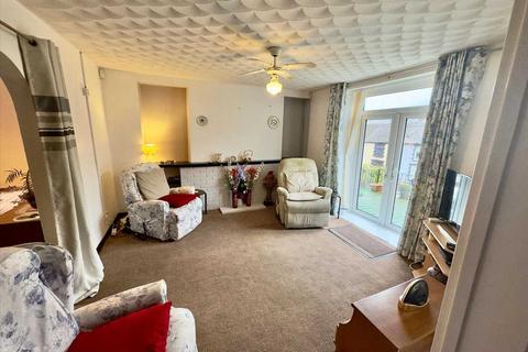 22 Howard Street, Tonypandy, CF40 2BP