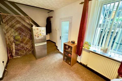 22 Howard Street, Tonypandy, CF40 2BP