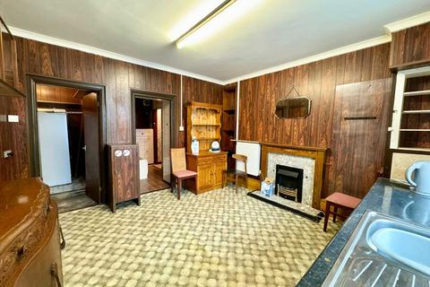 128 Miskin Road, Tonypandy, CF40 2QL