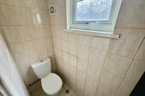 64 Hendrecafn Road, Tonypandy, CF40 1LW
