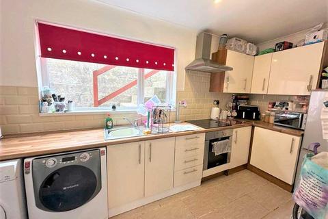 139 Abercerdin Road, Evanstown, Porth, CF39 8RR