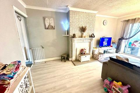28 Concorde Drive, Tonyrefail, Porth, CF39 8NE