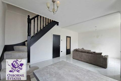 3 bedroom end of terrace house for sale, Pentre CF41