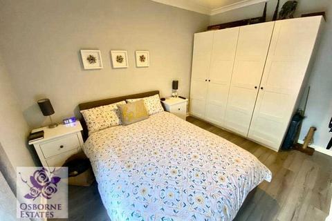 17 Cross Street, Porth, CF39 9SS