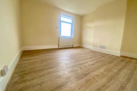 3 Heol Heulog, Evanstown, Porth, CF39 8RN