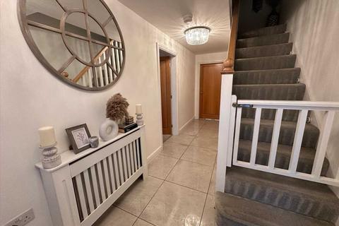 94 Highfields, Tonyrefail, Porth, CF39 8GA