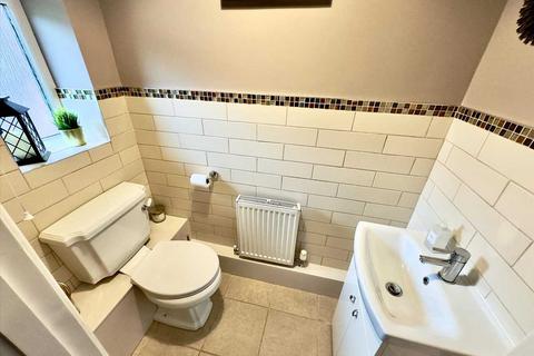 11 Ffordd Llanbad, Gilfach Goch, Porth, CF39 8FL