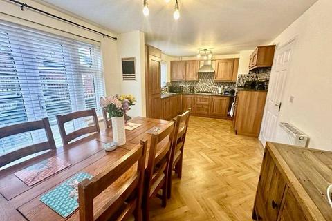 41 Llewellyns View, Gilfach Goch, Porth, CF39 8BQ