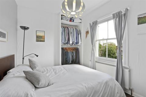 2 bedroom apartment for sale, Tufnell Park Road, London