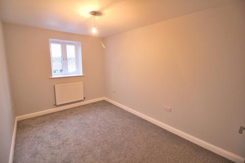 1 bedroom flat to rent, Lymington Road, Highcliffe, Highcliffe, Dorset. BH23 5HE