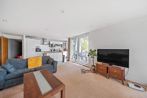 Flat 6, Alaska Apartments, 22 Western Gateway, London, E16 1BW