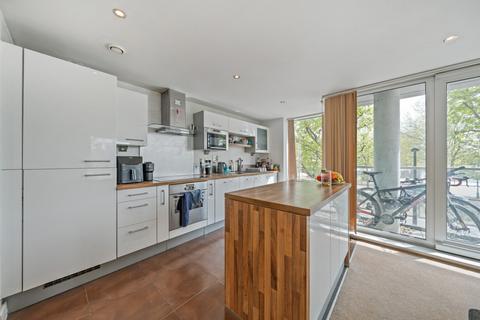 Flat 6, Alaska Apartments, 22 Western Gateway, London, E16 1BW