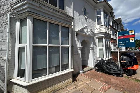 undefined, 11 London Road, Guildford GU1