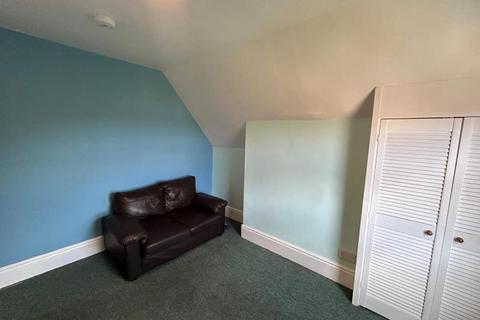 undefined, 11 London Road, Guildford GU1
