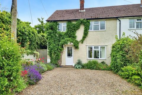 3 bedroom semi-detached house for sale, Hill Close, Wooburn Green, High Wycombe