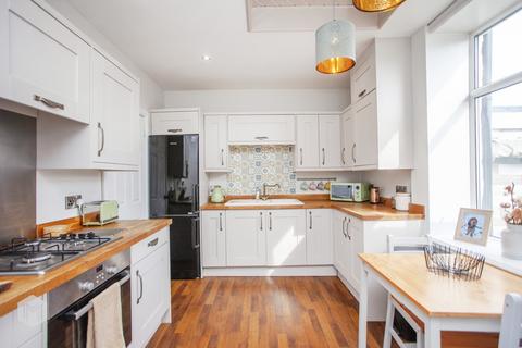 2 bedroom terraced house for sale, Victoria Street, Ramsbottom, Bury, Greater Manchester, BL0 9ED