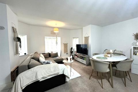 1 bedroom ground floor flat for sale, Park Crescent, Southport, PR9 9LJ