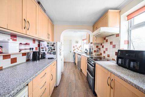 3 bedroom semi-detached house for sale, Staines, Surrey TW18