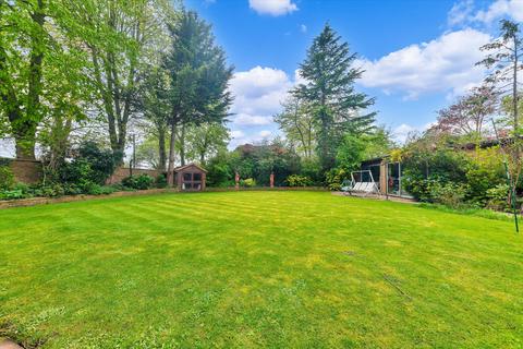 5 bedroom detached house for sale, The Avenue, Newmarket, Suffolk, CB8.