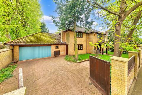 5 bedroom detached house for sale, The Avenue, Newmarket, Suffolk, CB8