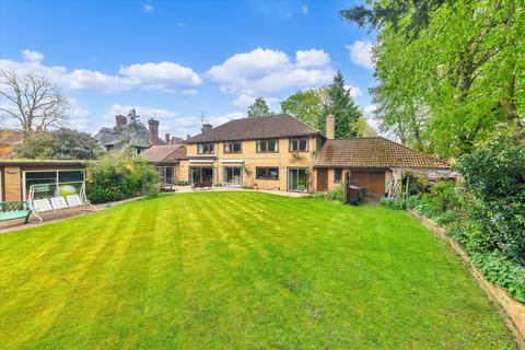 5 bedroom detached house for sale, The Avenue, Newmarket, Suffolk, CB8.