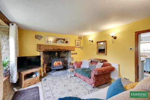 3 bedroom semi-detached house for sale, Hawthorns, Drybrook, Gloucestershire. GL17 9BS