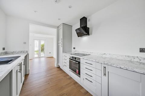24 Bridge Road, Southampton, SO19 7GQ
