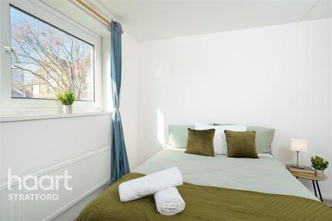 2 bedroom flat to rent, Byford Close - Stratford - E15