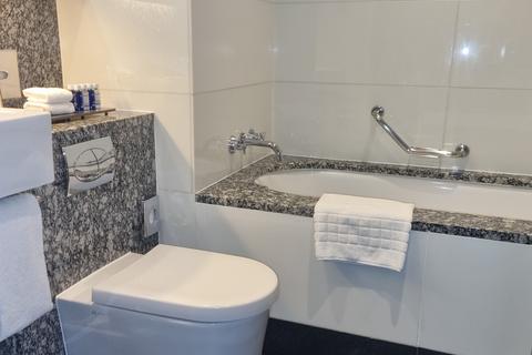 Hotel for sale, Suite 727, London SE1