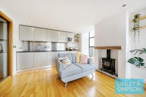 1 bedroom flat for sale, ROBERTS WHARF, EAST STREET, LEEDS, LS9