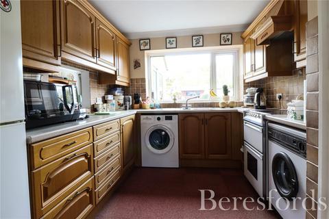 15 Cherry Gardens, Billericay, CM12 0HA