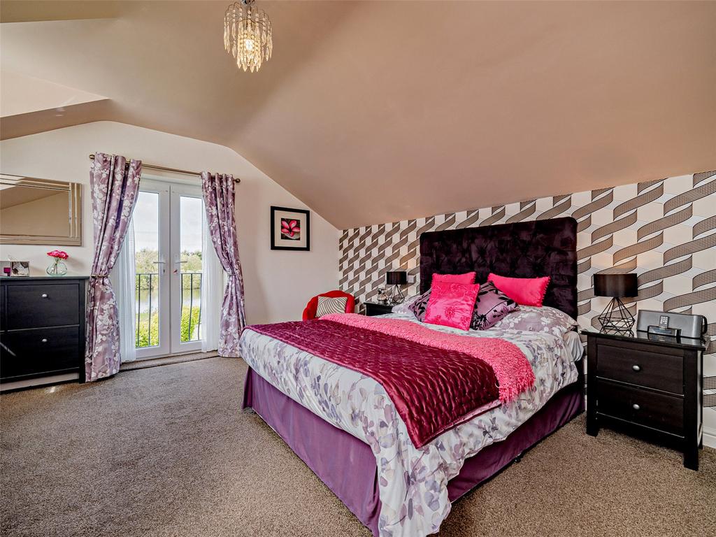 Ty Menyn Bedroom