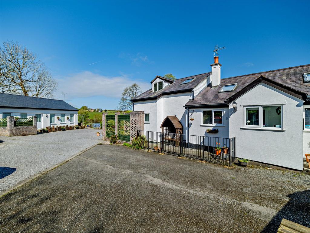 Holiday Cottages