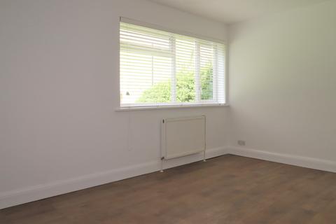 1 bedroom apartment to rent, Victoria Road, Weybridge KT13
