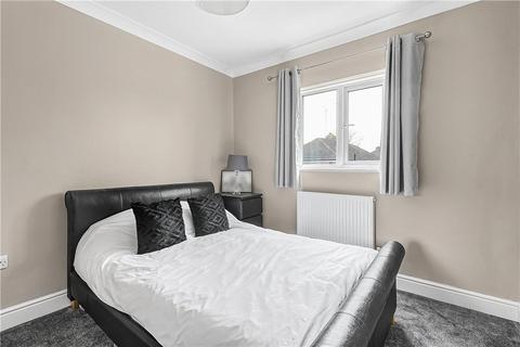 2 bedroom end of terrace house for sale, Belgrave Crescent, Sunbury-on-Thames, Surrey, TW16