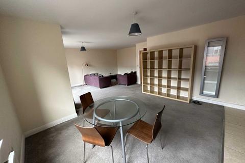 2 bedroom apartment to rent, Benson St, Liverpool L1