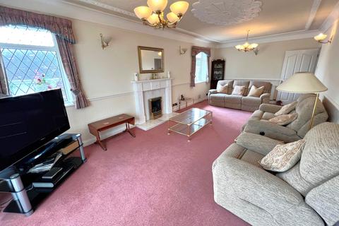 2 bedroom bungalow for sale, Ashley Close, North Shore FY2