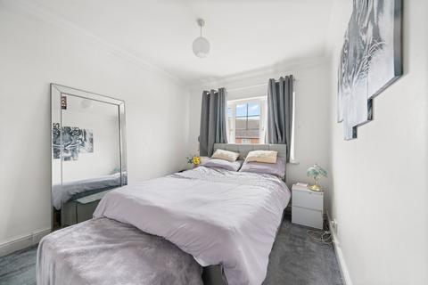 3 bedroom detached house for sale, Twynersh Avenue, Chertsey, KT16