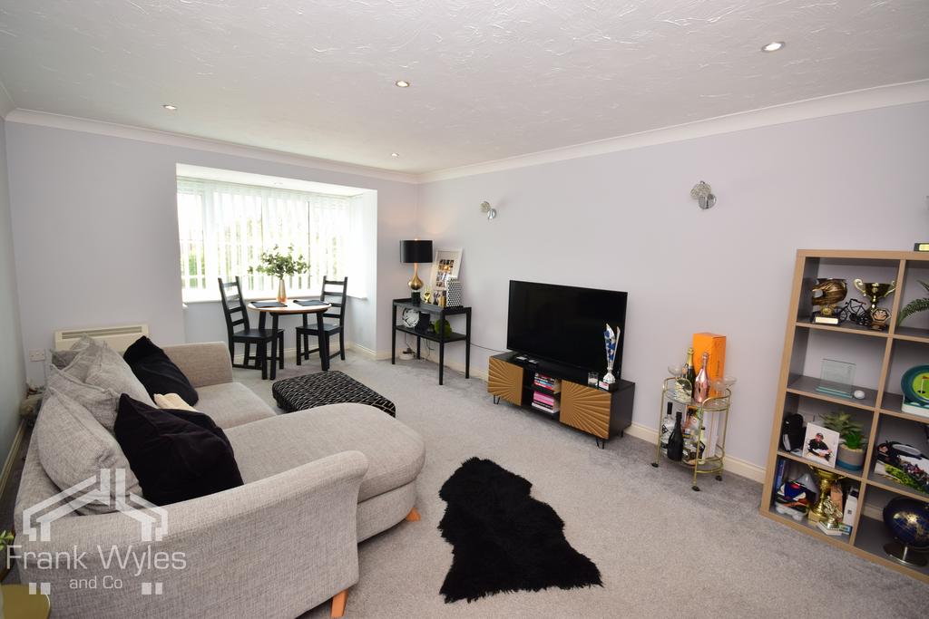 Marton Fold, Blackpool, FY4 5FJ 1 bed apartment for sale £99,950
