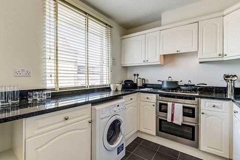 2 bedroom apartment to rent, London SW3