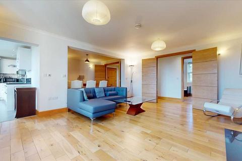 3 bedroom apartment to rent, London NW8