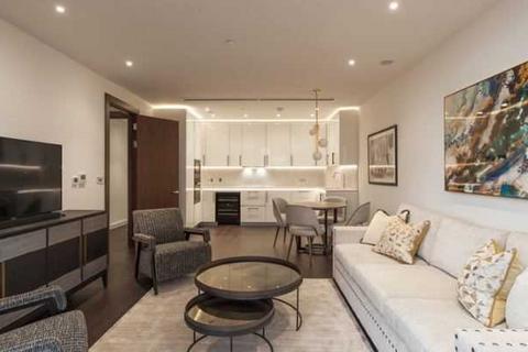 3 bedroom apartment to rent, London SW11