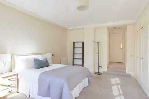 undefined, London NW8