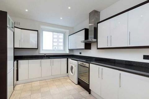 5 bedroom apartment to rent, London NW8
